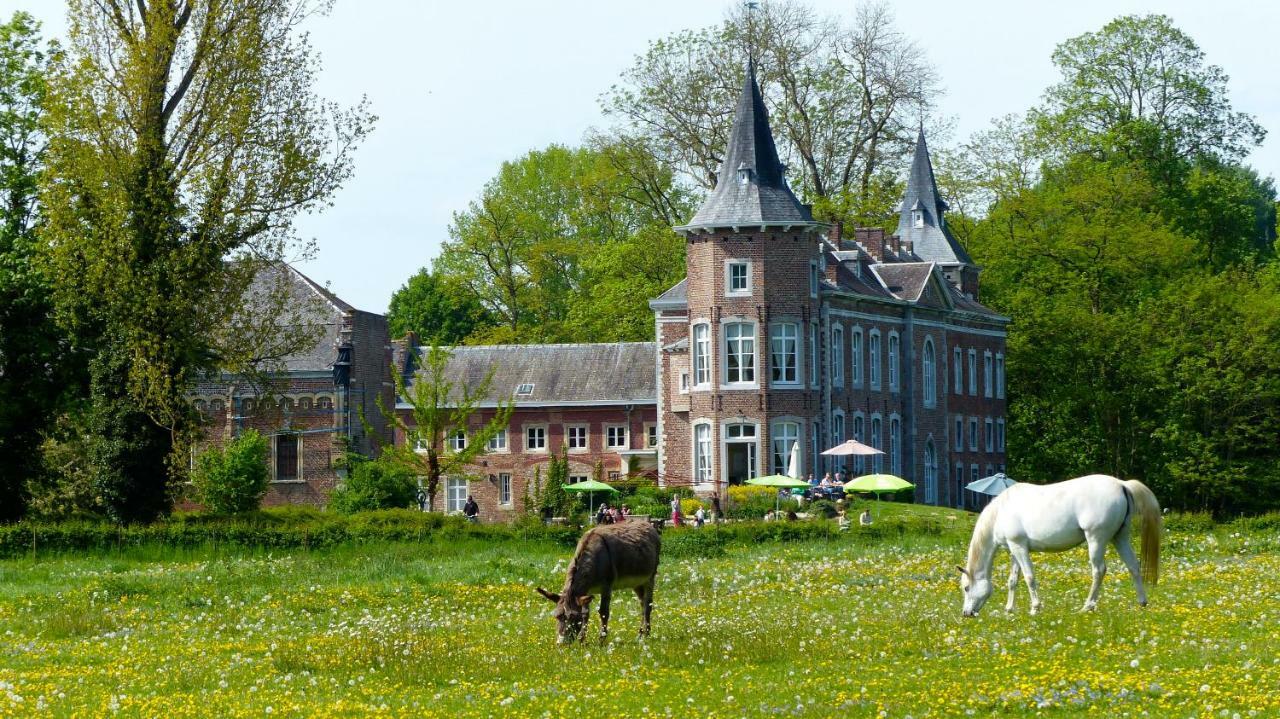 シント・トロイデンKasteel Nieuwenhovenアパートメント エクステリア 写真